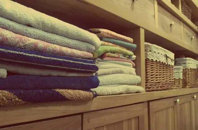 Laundry room organization & cleaning tips